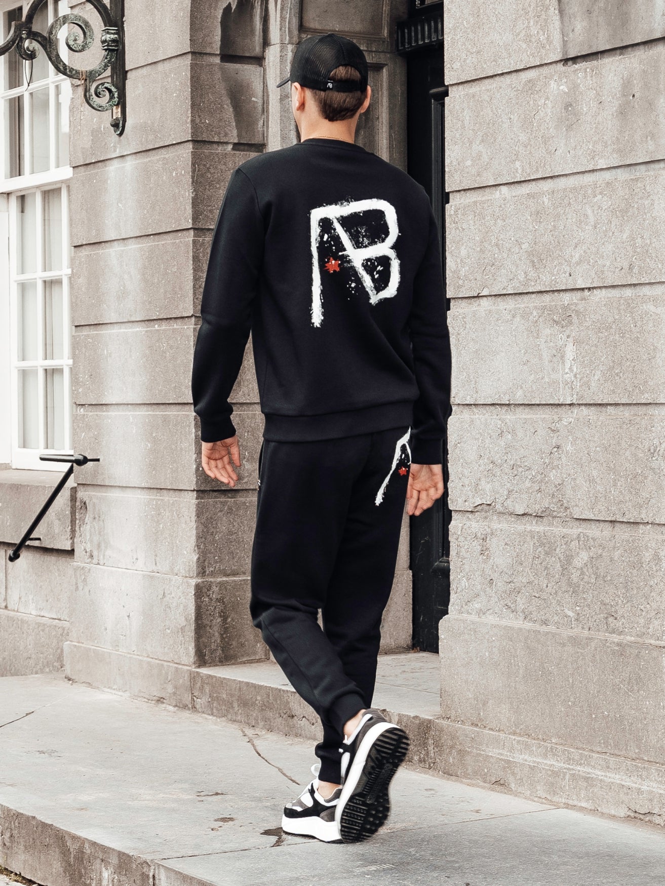Canvas Crewneck | Jet Black