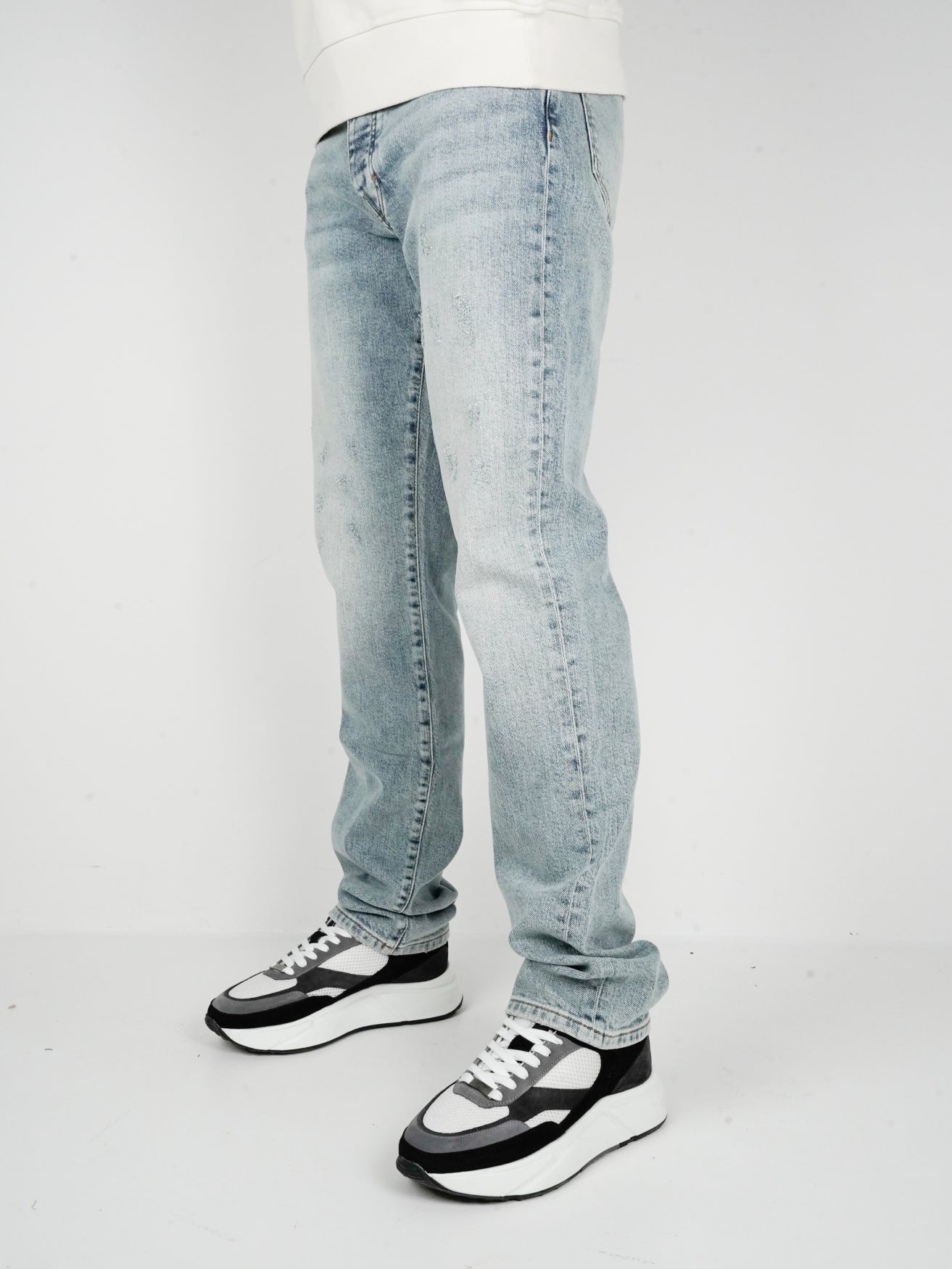 London Denim (Loose-Fit) | Light Blue