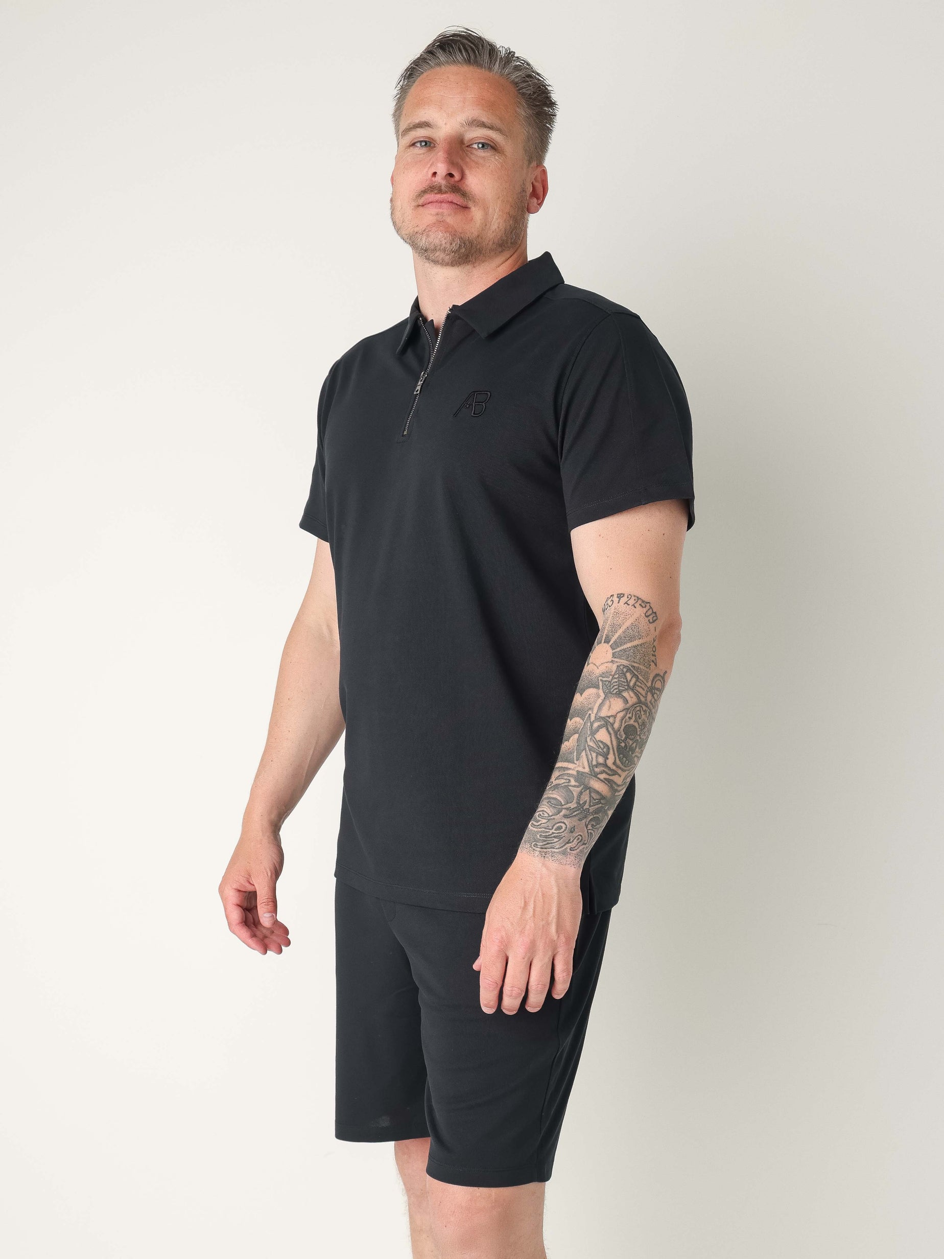 Prime Short | Jet Black